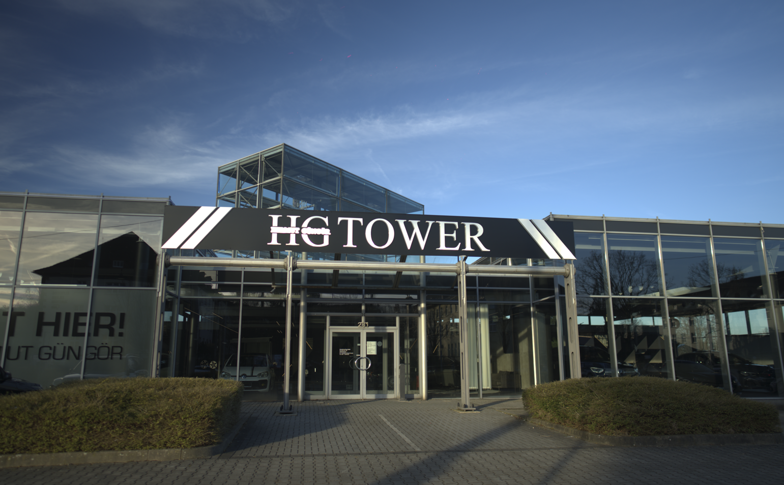 Autowelt am Tower